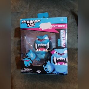Mr Beast Blue Classic Panther Vinyl Figure